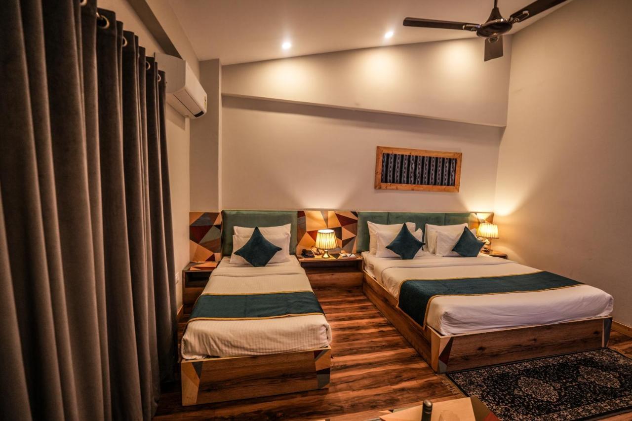 Hotel Square One By D'Polo Dharamshala Bagian luar foto
