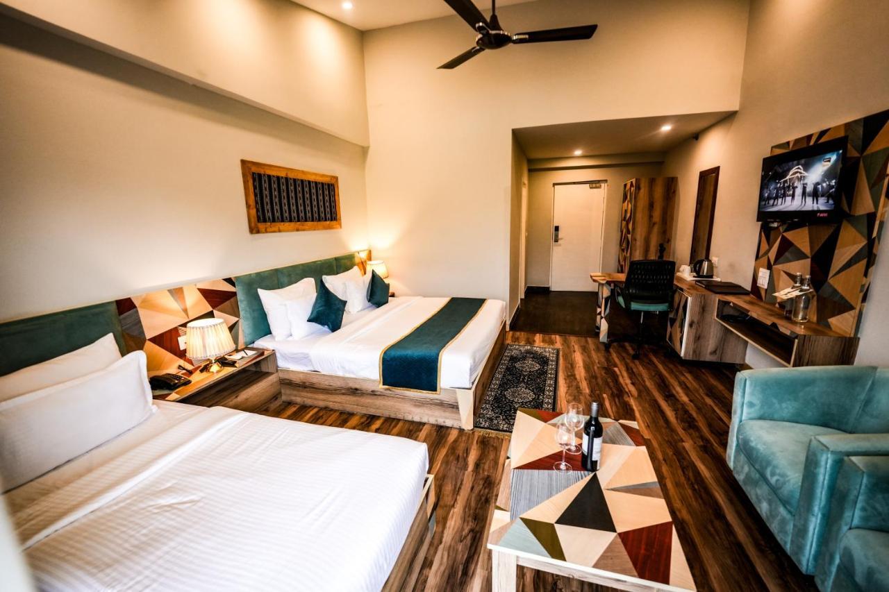 Hotel Square One By D'Polo Dharamshala Bagian luar foto