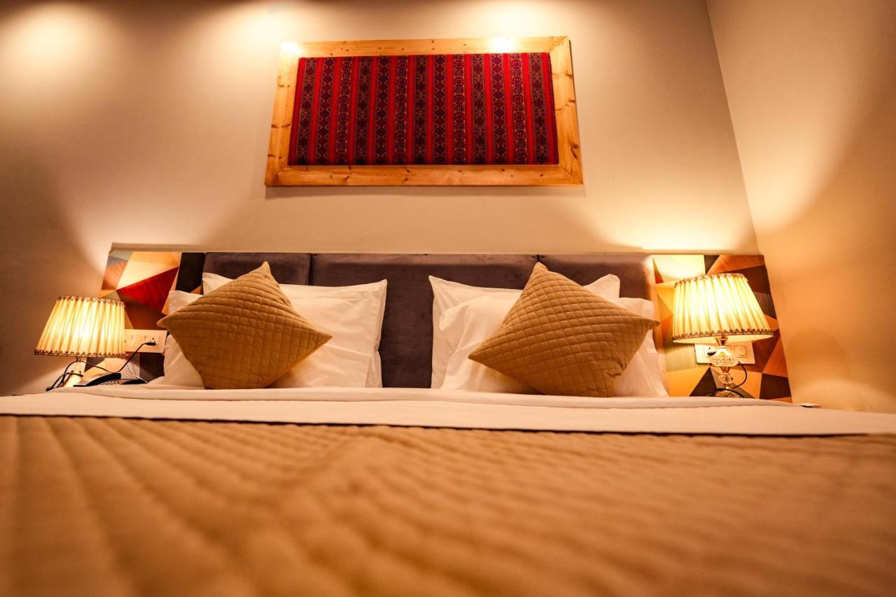 Hotel Square One By D'Polo Dharamshala Bagian luar foto